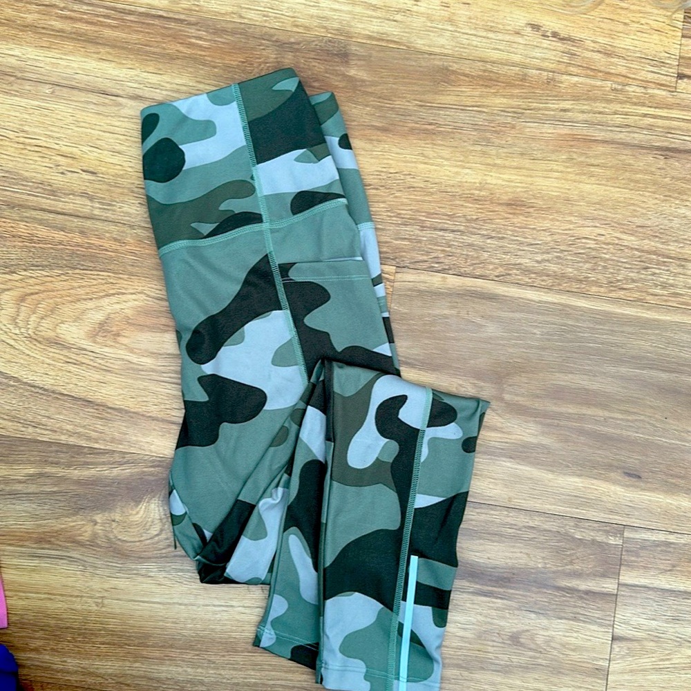 Workout pants